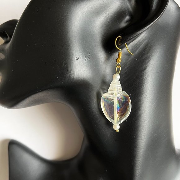 Art Glass AB Conch Shell Earrings White Pearl Murano Style Gold Plated - Picture 4 of 13